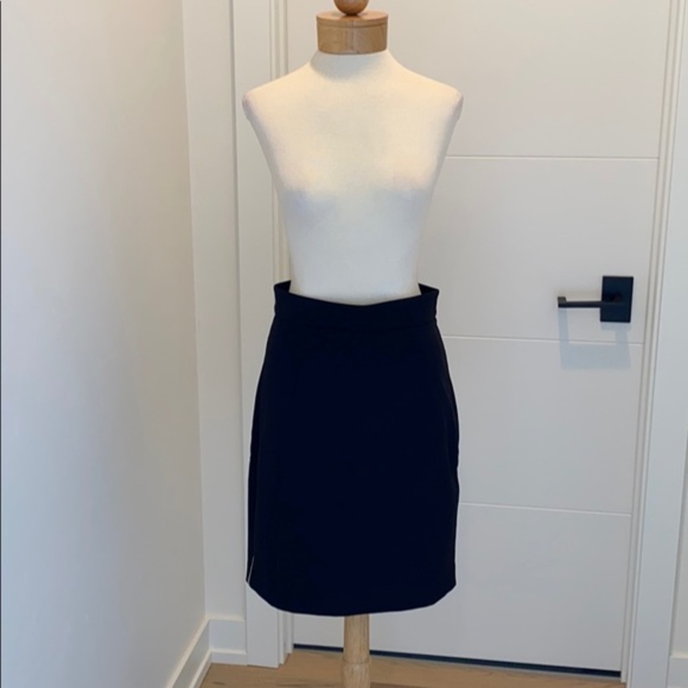 H&M Black Pencil Skirt with silver stripe Sz 8